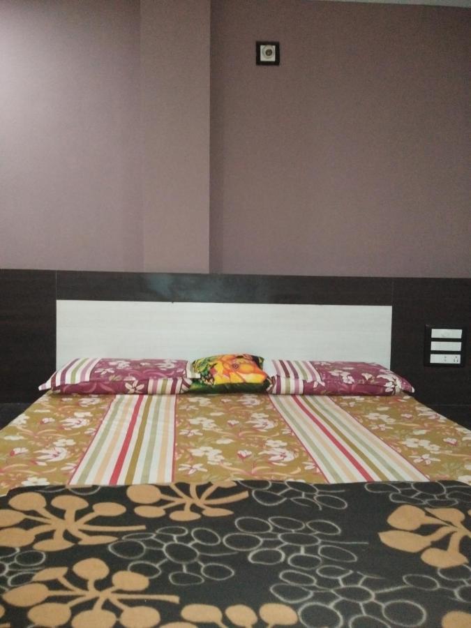 Hotel Sai Darshan Guest House Rajpipla Zewnętrze zdjęcie